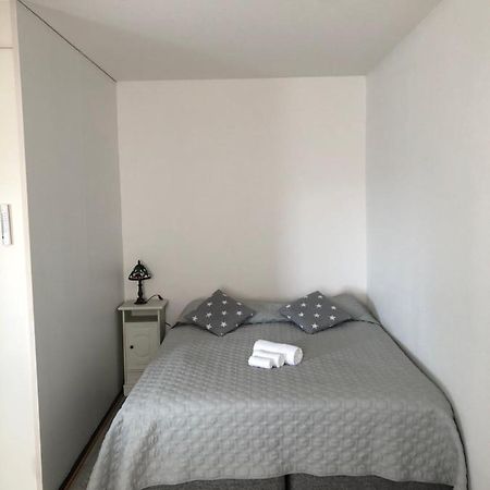 Lovely Apartment Within Walking Distance -Centre Björneborg Exteriör bild